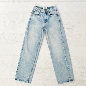 BDG Bella Baggy Blue Jeans Size 24